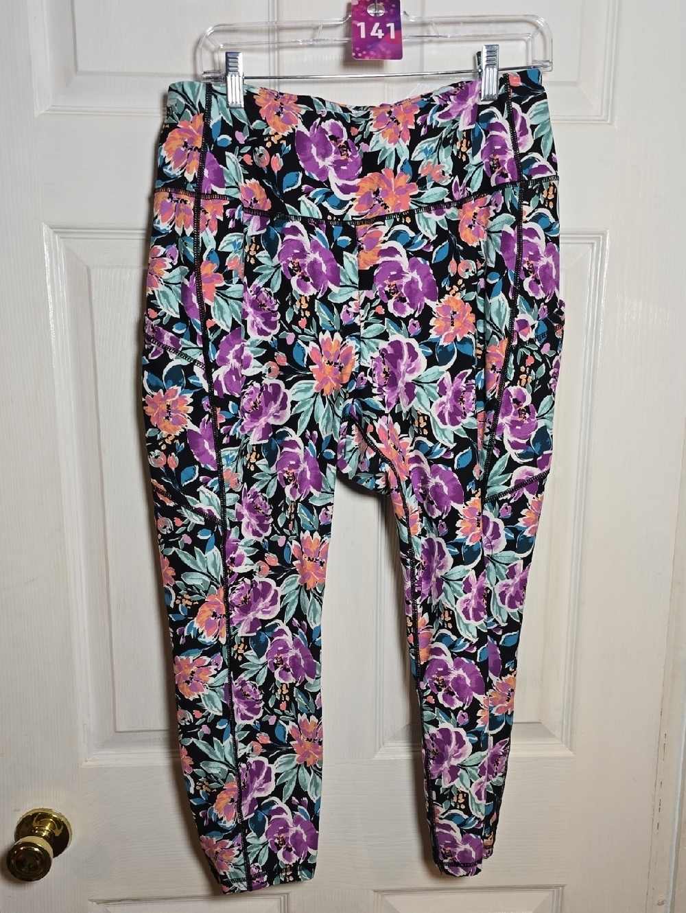 141 torrid 2 2X Black Floral Leggings with Purple, Coral & Mint Accents
